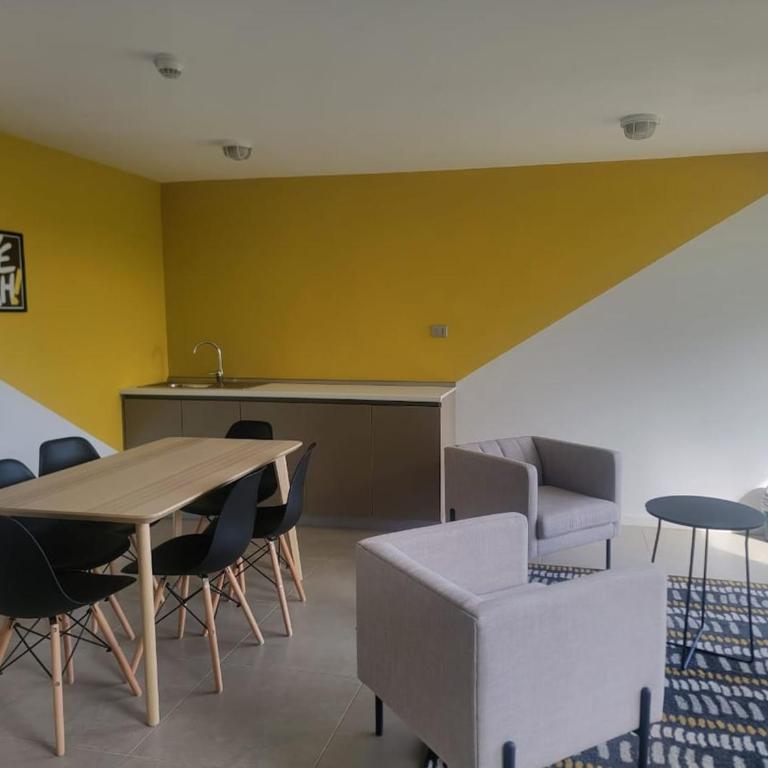 Dpto exclusivo a pasos de la playa tobogán pádel - Three-Bedroom Apartment - 13