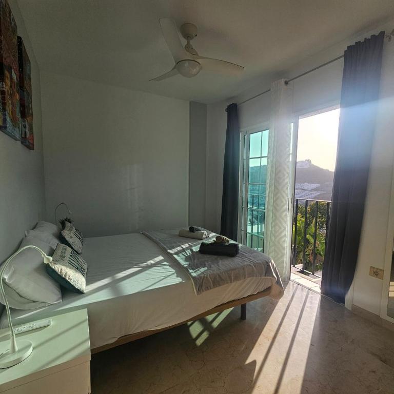 Cozy home with terrace and access to swimming pool - Apartment - 18