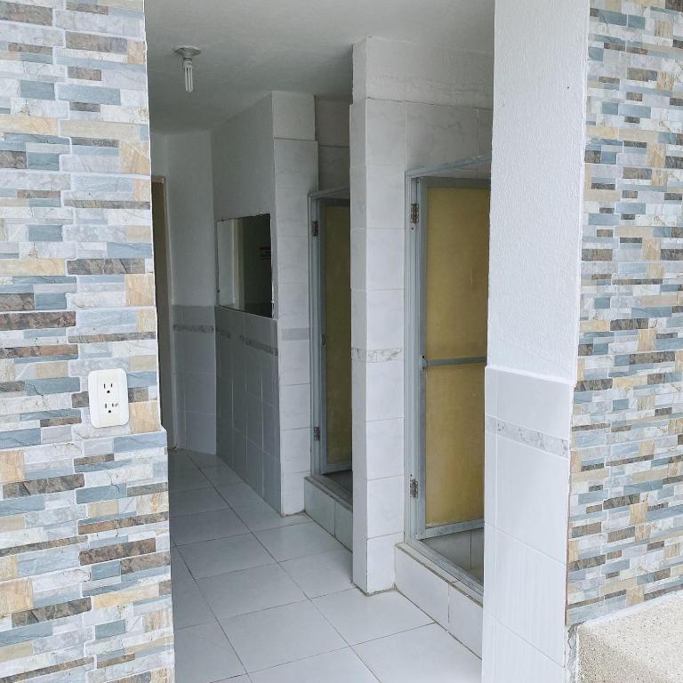 Hermosa Suite - One-Bedroom Apartment - 14