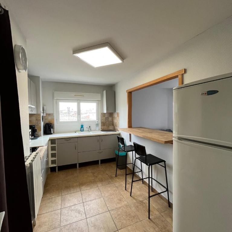 Charmant appartement dernier étage - Appartement 3 Chambres - 11