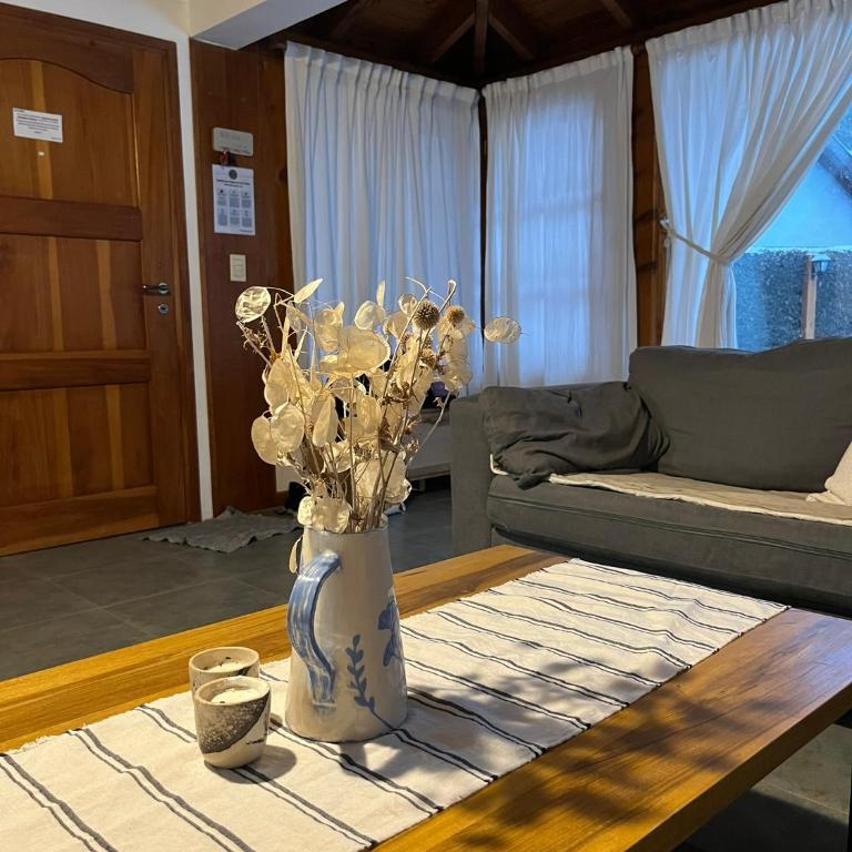 QUIME CHE. Casa con jardín, parrilla y cochera. - Casa de 4 dormitorios - 54