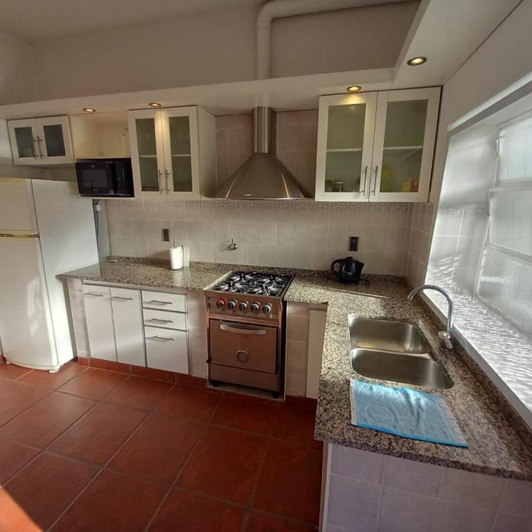 Alquiler Temporario Casa Cervantes - Vacation Home - 11