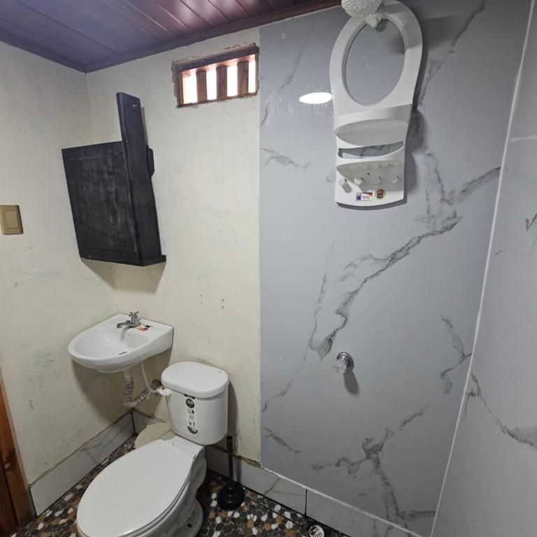 Casa Moderna en Crucita la Bella - Casa de 2 dormitorios - 5