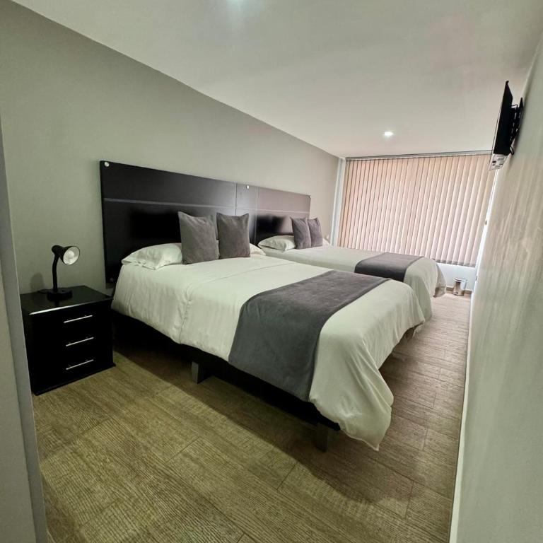 HOTEL JARDIN 38 - Standard Queen Room with Two Queen Beds - 10