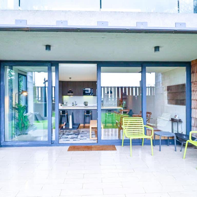 HOM I WiFi, Parking, Piscina Temperada - Apartamento - 11