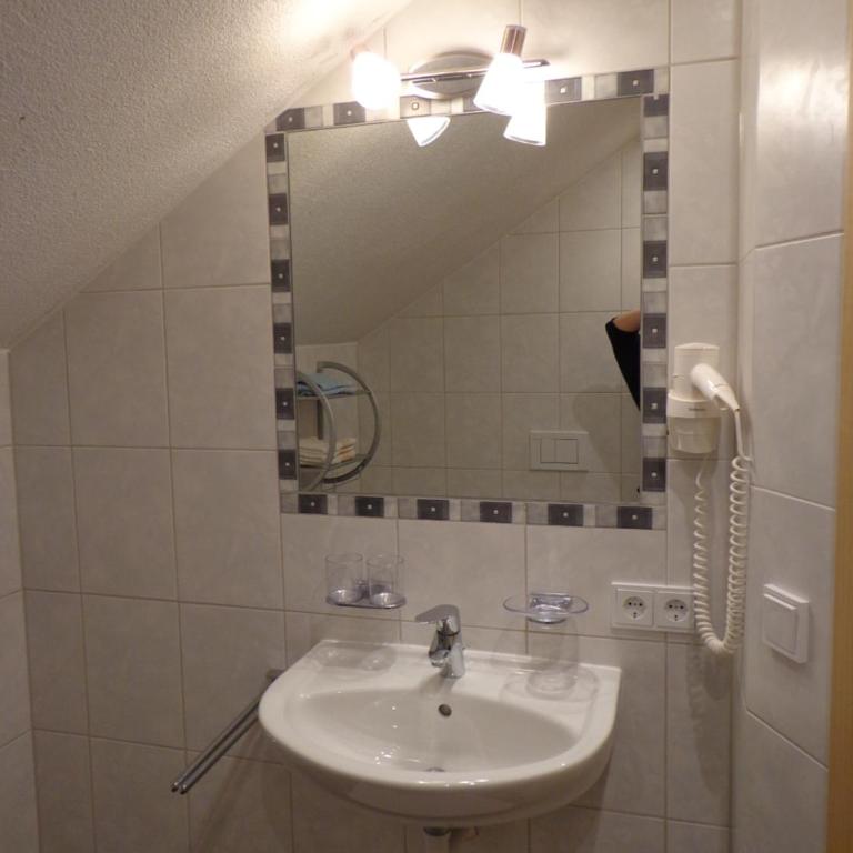 Gästehaus Flörl - Apartment mit 4 Schlafzimmern (6-10 Erwachsene) - 32