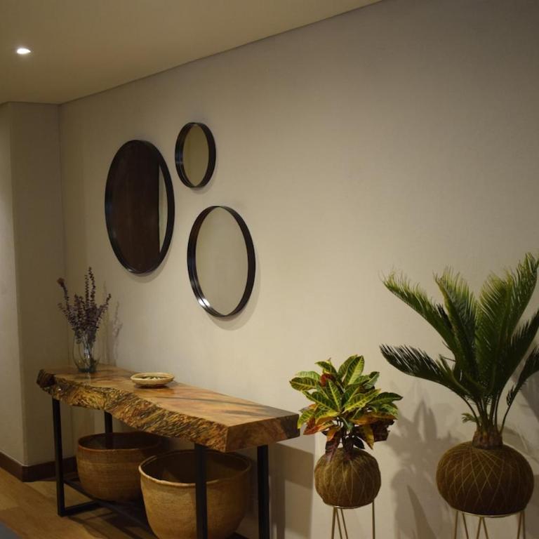 Cosy apartment with terrace in Downtown, Bogotá - Two-Bedroom Apartment with Balcony and Terrace - 31