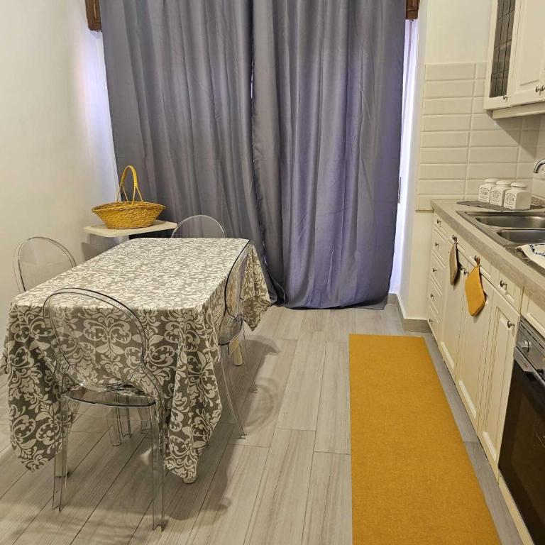 Appartamento Prestigioso, Ristrutturato, 3 Balconi - Apartment - 4