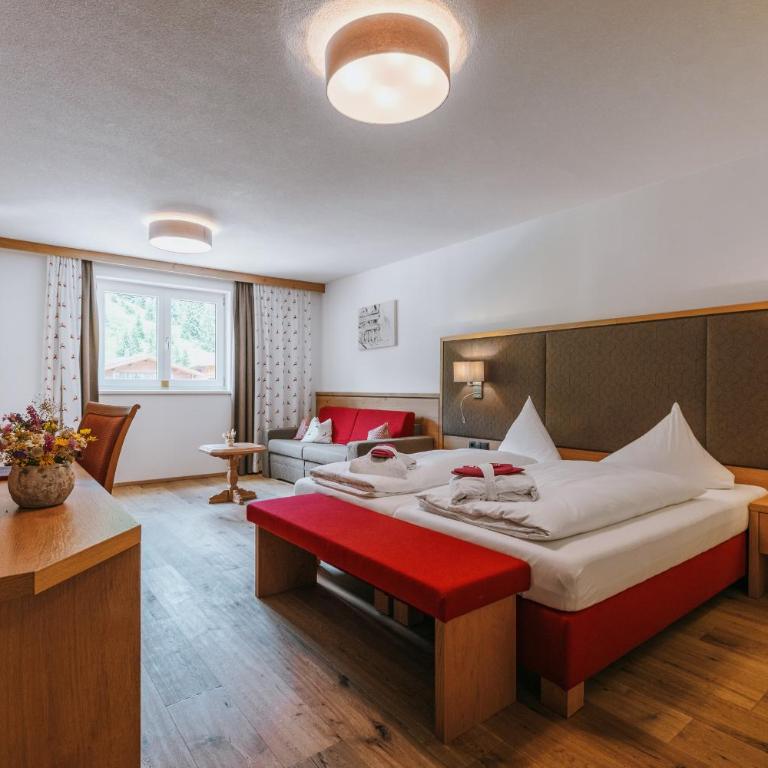 Anthony´s Alpin Hotel Garni - Deluxe Doppelzimmer - 7