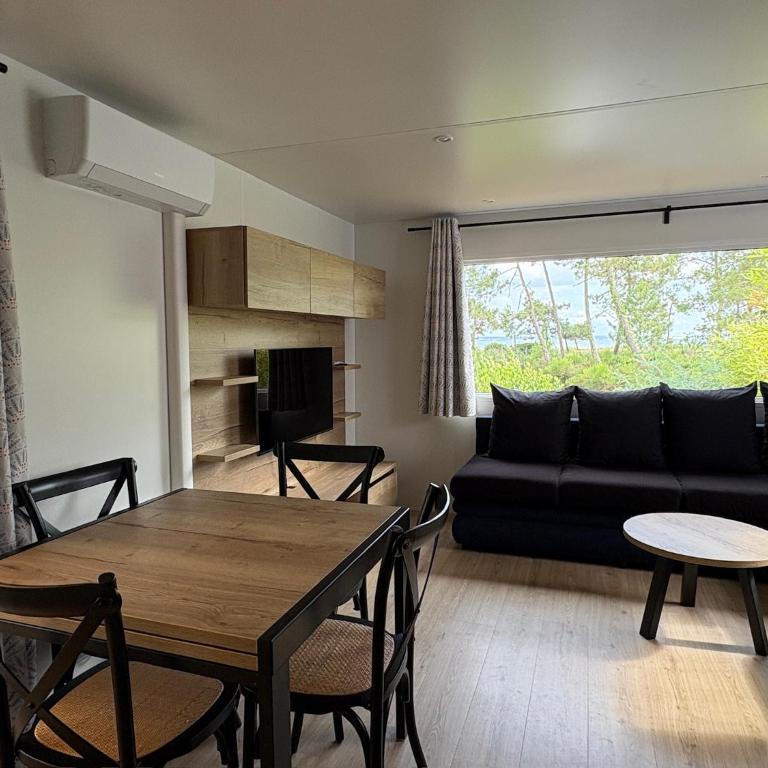 Mobilhome haut de gamme avec vue exceptionnelle sur le Bassin Arcachon - 6 Personnes - Maison 2 Chambres - 4