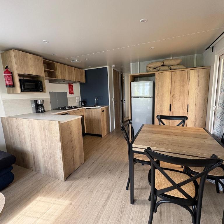 Mobilhome haut de gamme avec vue exceptionnelle sur le Bassin Arcachon - 6 Personnes - Maison 2 Chambres - 5