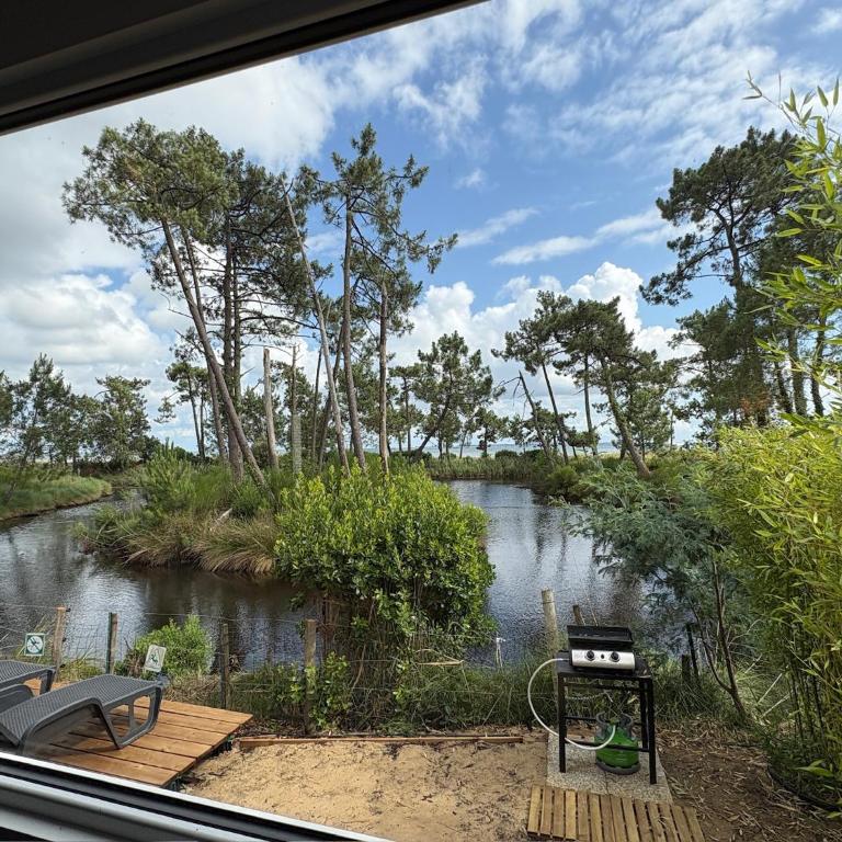 Mobilhome haut de gamme avec vue exceptionnelle sur le Bassin Arcachon - 6 Personnes - Maison 2 Chambres - 17