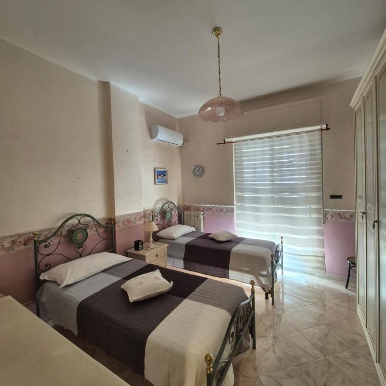 Casa Piazza Adda - Appartamento con 2 Camere da Letto - 2