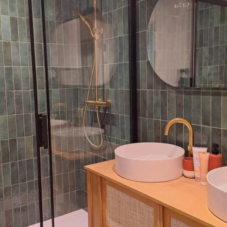 Maisonnette de pêcheur avec vue sur l'étang de Thau - Ferienhaus - 14