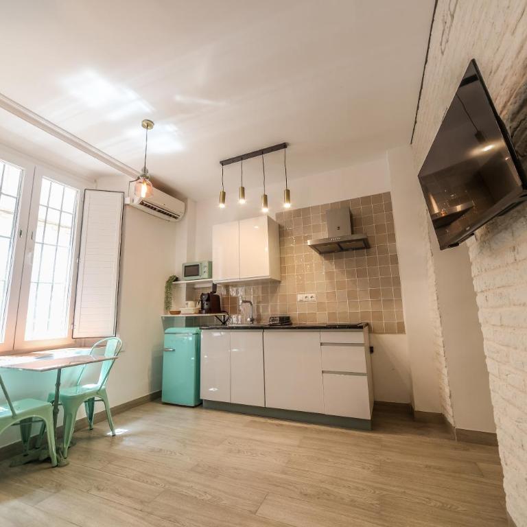 iYOURBASICS Lovely Studio Hinestrosa 23 FREE WIFI&AC - Apartamento de 1 dormitorio - 15