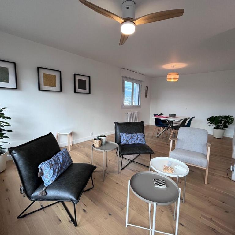 Newly renovated 12th floor central apartment 82m2 - Appartement 2 Chambres avec Balcon - 8