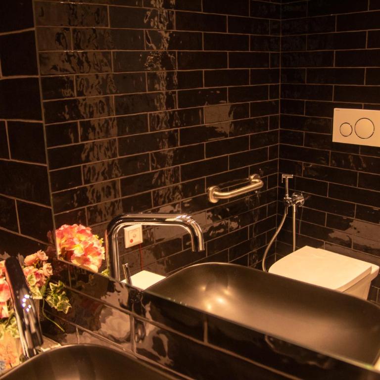 LUCE Apartments - Two-Bedroom Apartment - 32