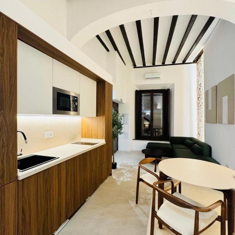 New Amazing apartment in the heart of Malaga - Apartamento de 1 dormitorio - 1