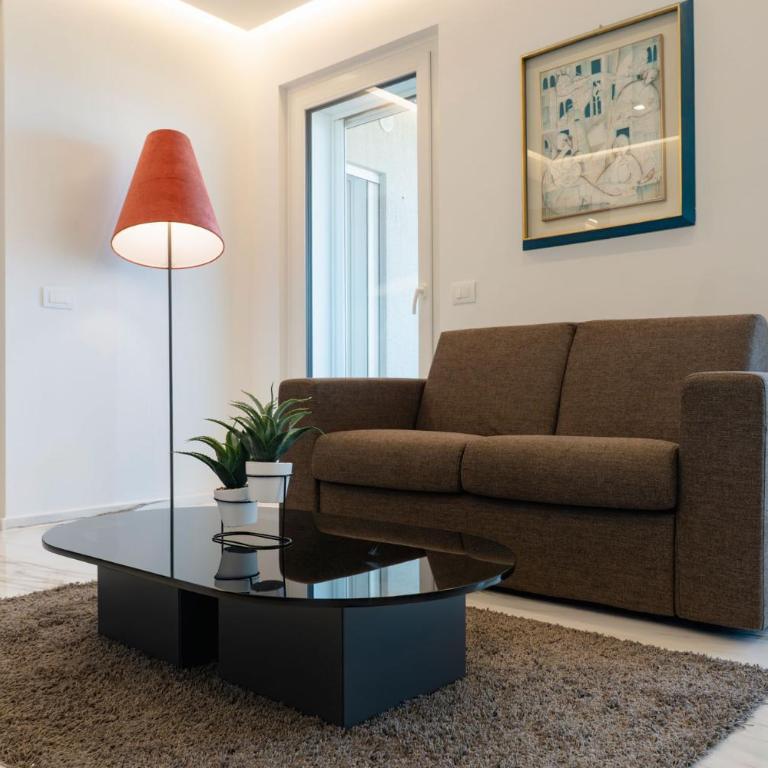Maison 46 Brown Luxury Flat - One-Bedroom Apartment - 7