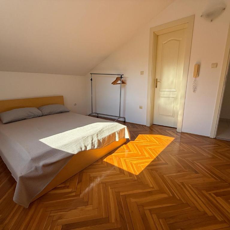 La Marea - Two-Bedroom Apartment with Terrace and Sea View - 16
