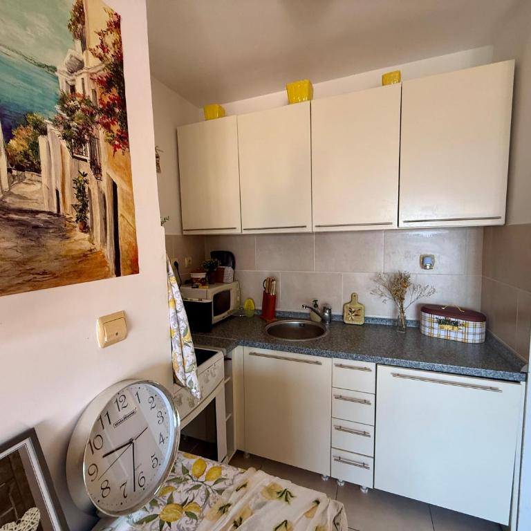 La Marea - Two-Bedroom Apartment with Terrace and Sea View - 8