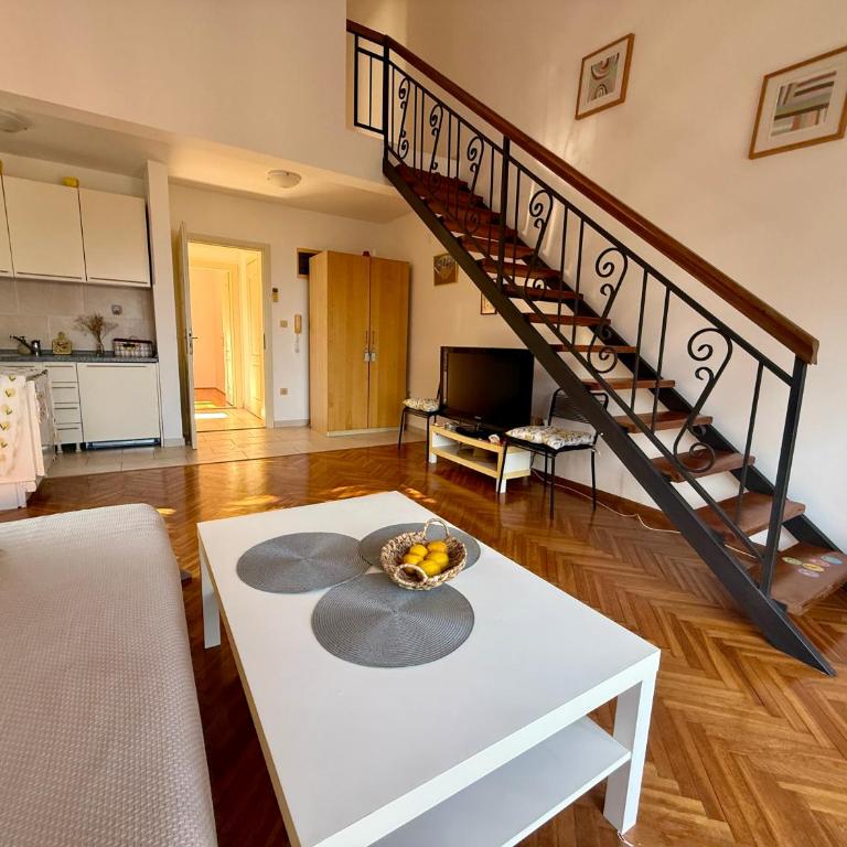 La Marea - Two-Bedroom Apartment with Terrace and Sea View - 7