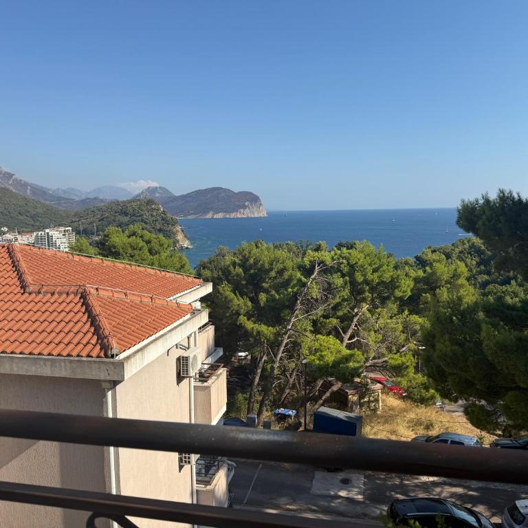 La Marea - Two-Bedroom Apartment with Terrace and Sea View - 3