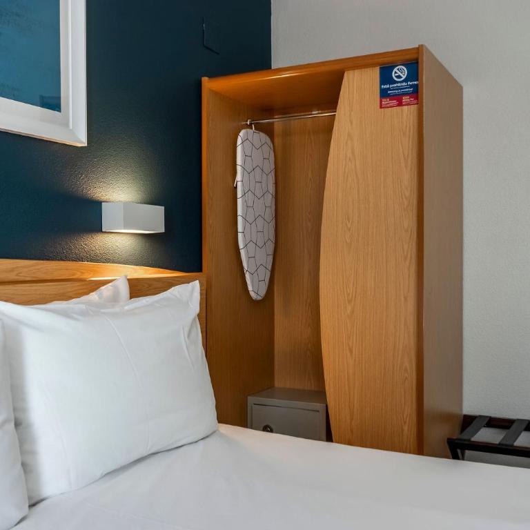 Travelodge Alicante Puerto - Double Room - 9
