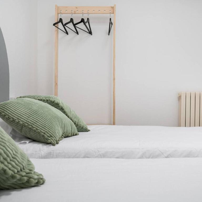 Apto Pirenarium l CINE l Parking l Wifi l trastero - Apartment mit 3 Schlafzimmern - 9