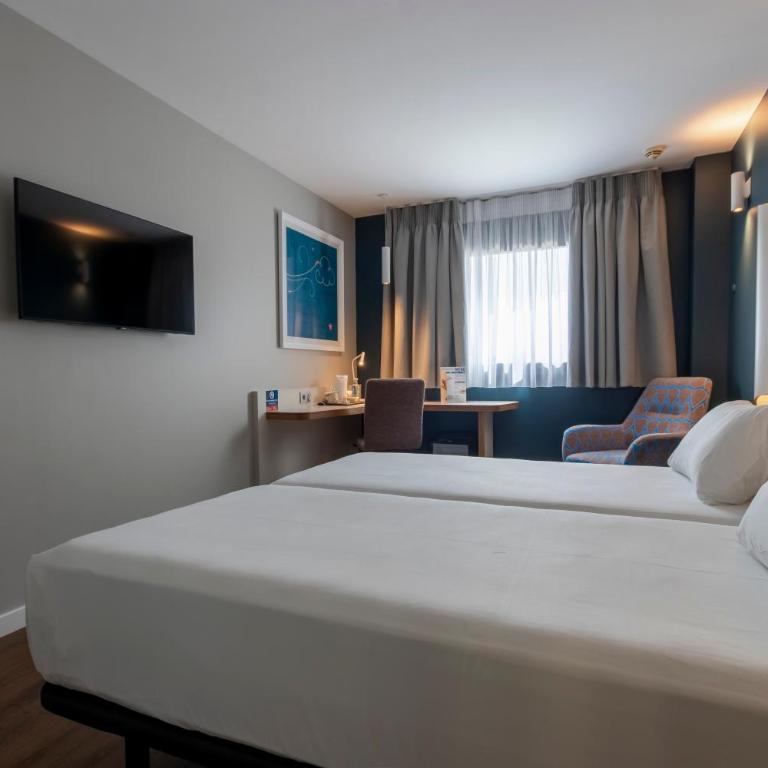 Travelodge Málaga Airport - Habitación Doble - 2 camas - 8