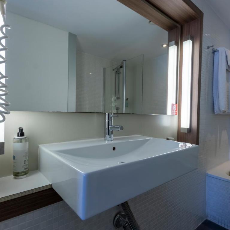 Travelodge Málaga Airport - Habitación Doble - 14