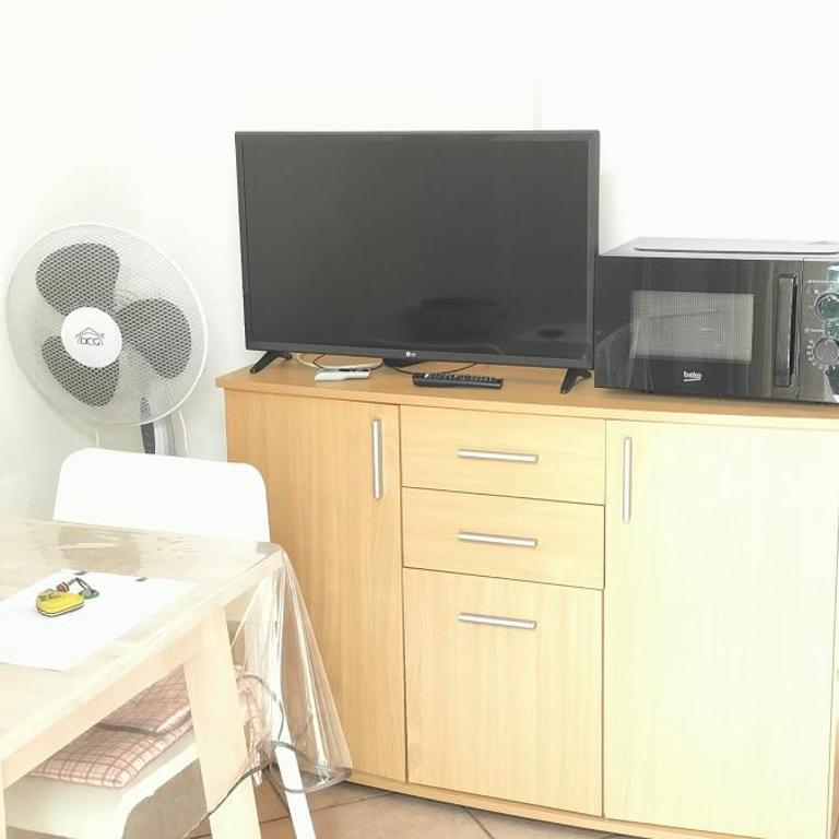 Piccolo bilocale immerso nel verde - One-Bedroom Apartment - 5