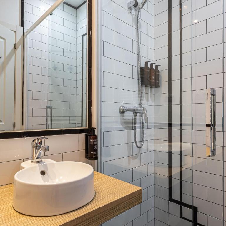 Waou La Latina IV - Alquiler Corta Duración - Three-Bedroom Apartment - 14