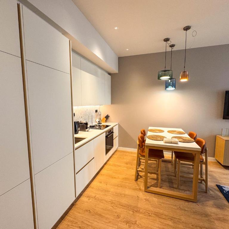 Qumi Porto Suites - Executive Suite - 6