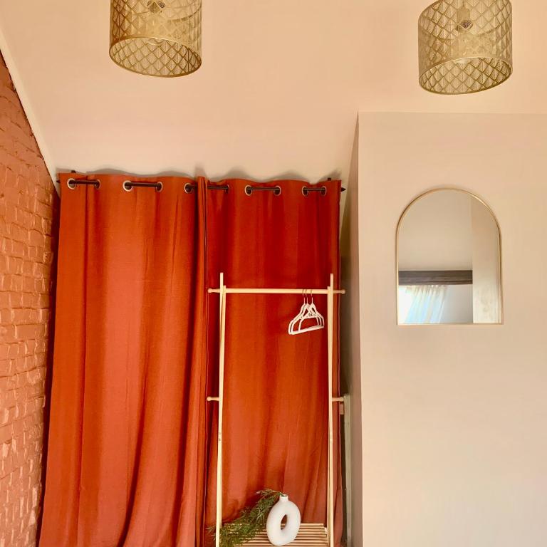 Chaleureuse et spacieuse chambre, sdb privative - Chambre Double Supérieure - 5