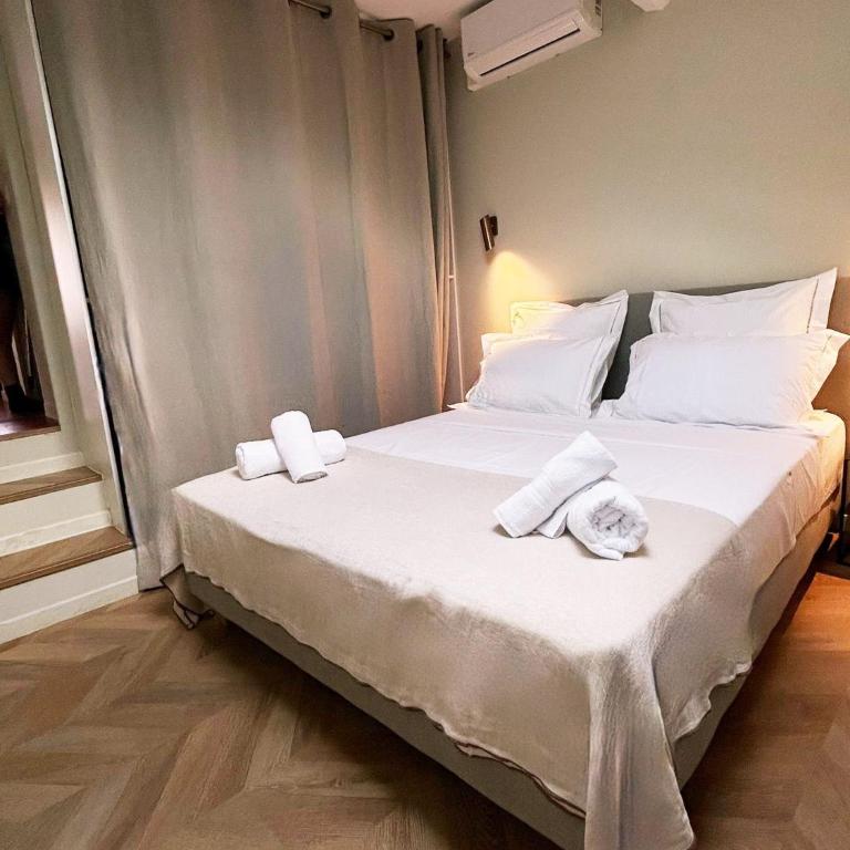 Appartement 3 pièces plein vieil antibes - Apartment mit 2 Schlafzimmern - 24