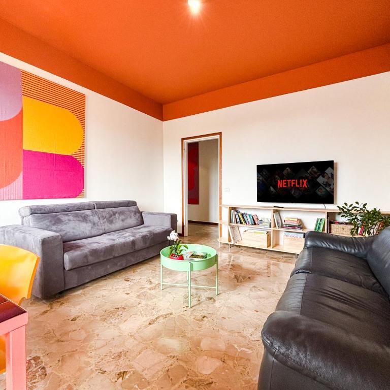 Caniana Urban Home - Appartamento con 2 Camere da Letto e Terrazza - 2