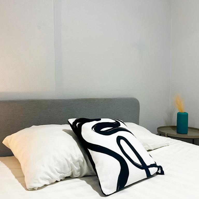 suite Lavanil - Appartement 6 personnes - Check in h24 wifi - Apartment mit 2 Schlafzimmern - 7