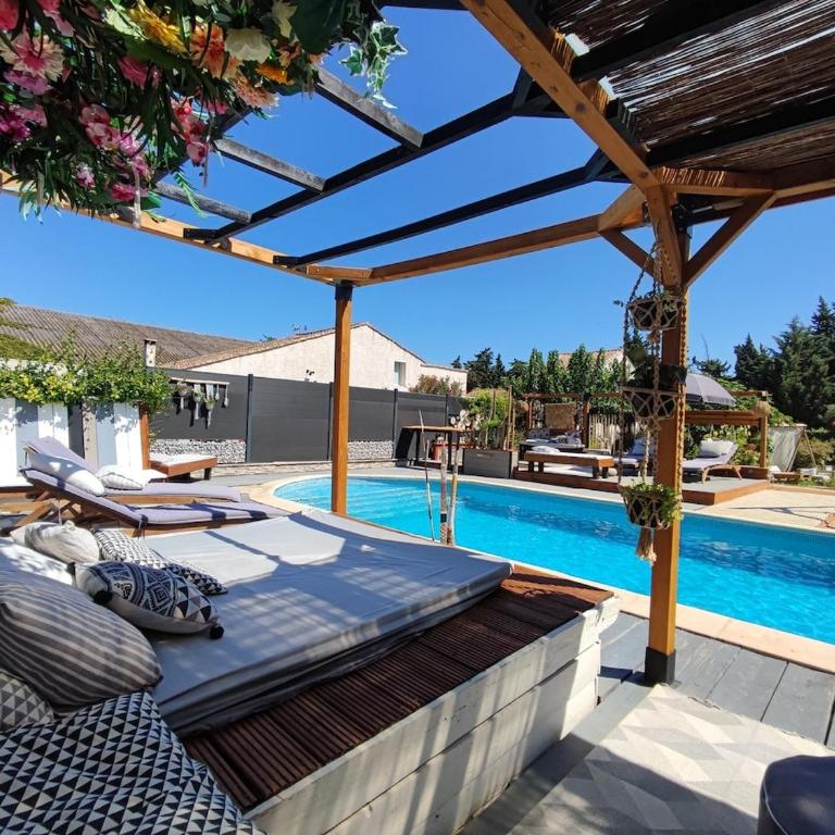 loft, clim, jardin, piscine, calme, parc expo, - Maison 2 Chambres - 13