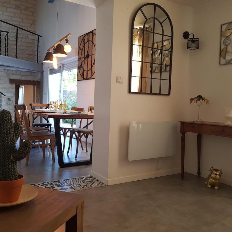 loft, clim, jardin, piscine, calme, parc expo, - Maison 2 Chambres - 33