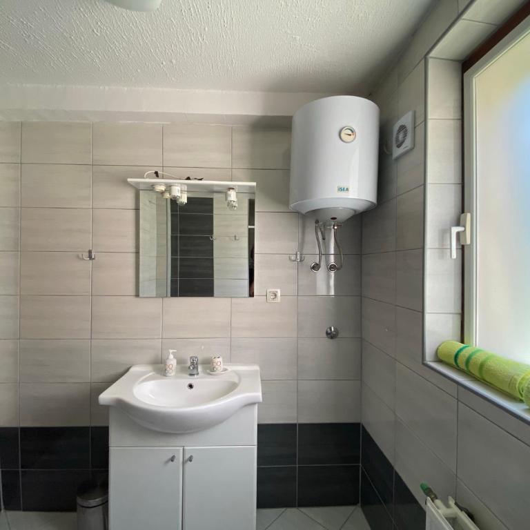 Sunshine Apartments Visoko - Apartman sa 2 Spavaće Sobe - 17