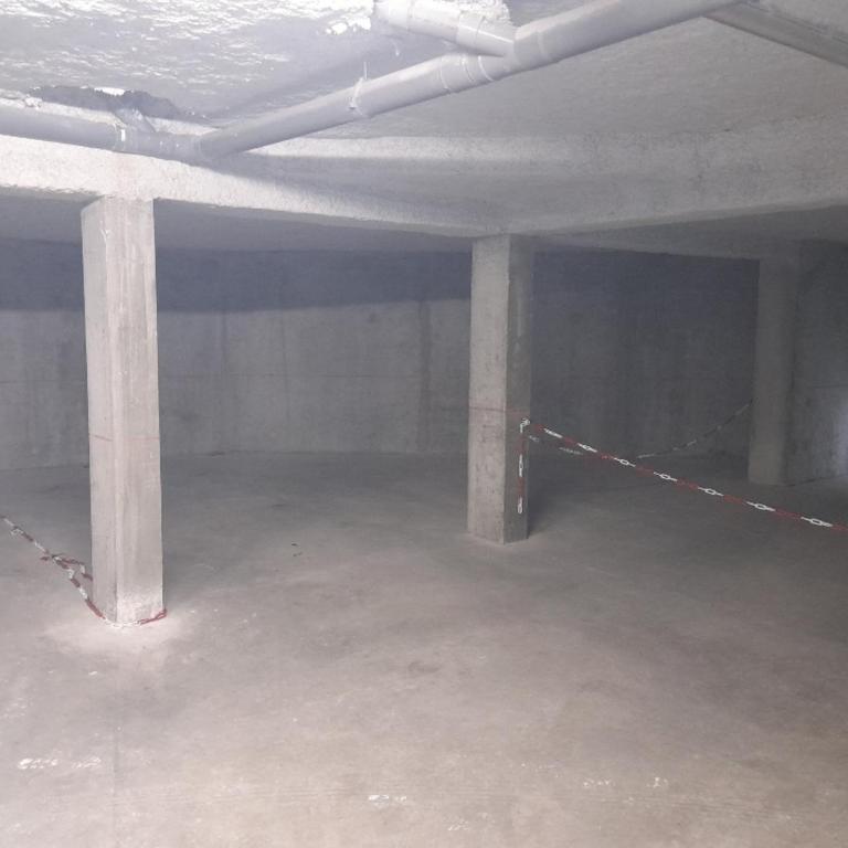 Edelweiss Résidence plein centre de la station rez de chaussée 50 m des navettes gratuites belle terrasse et grand parking privé en sous sol - Apartment mit Terrasse - 7