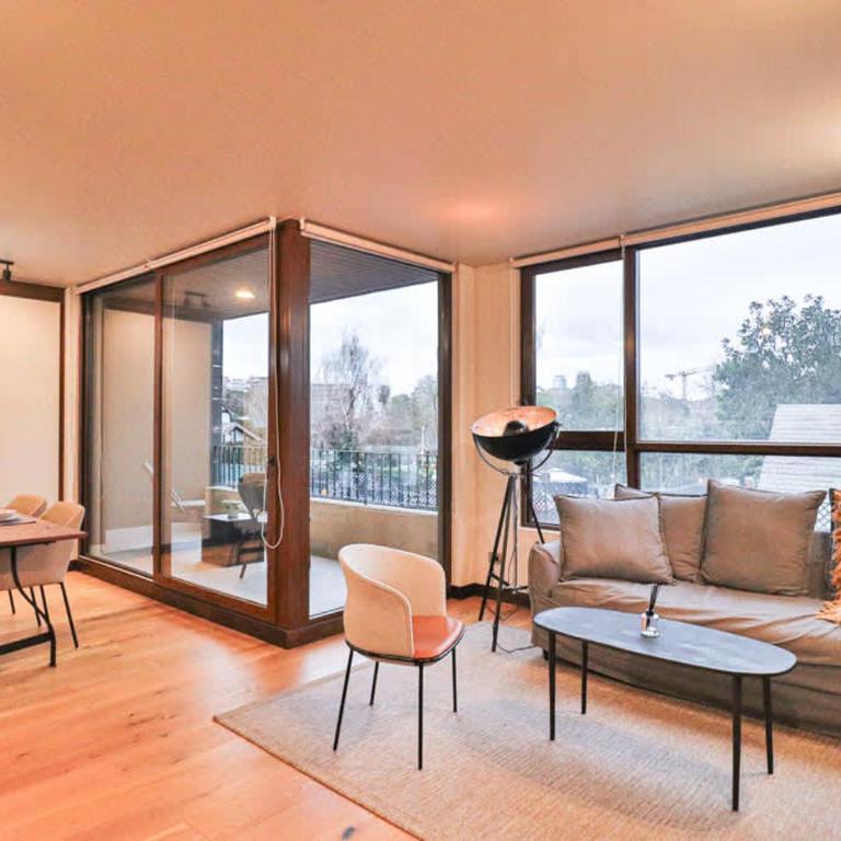 HOM I Hermoso Depto a Estrenar en Las Condes 1D1B - Apartamento - 37