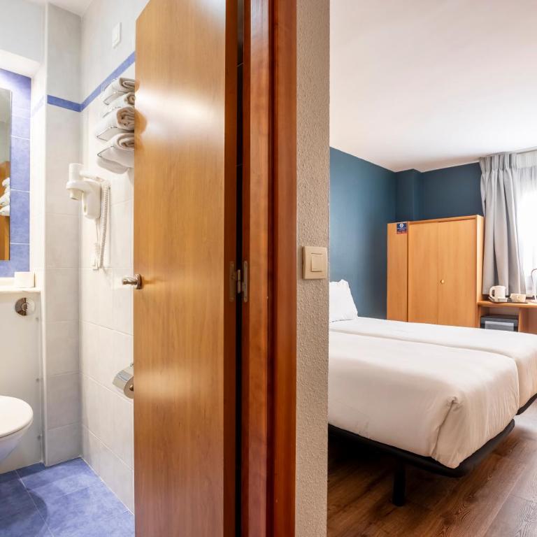Travelodge Murcia - Habitación Doble - 2 camas - 4