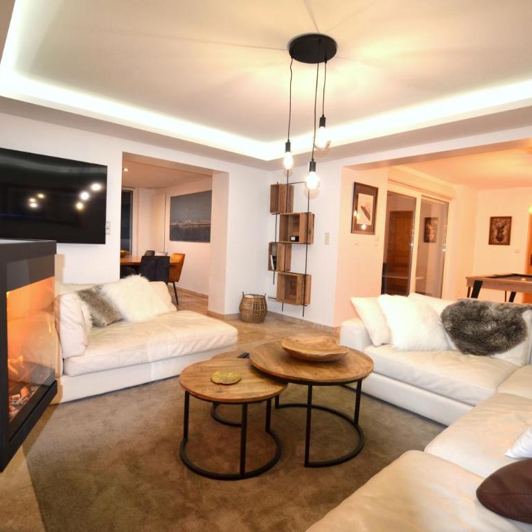 Chalet le Vertical - Chalet5*, sauna, jacuzzi, billard, balnéo, massage, pistes à 150 m - Chalet - 22