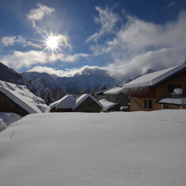 Chalet le Vertical - Chalet5*, sauna, jacuzzi, billard, balnéo, massage, pistes à 150 m - Chalet - 21
