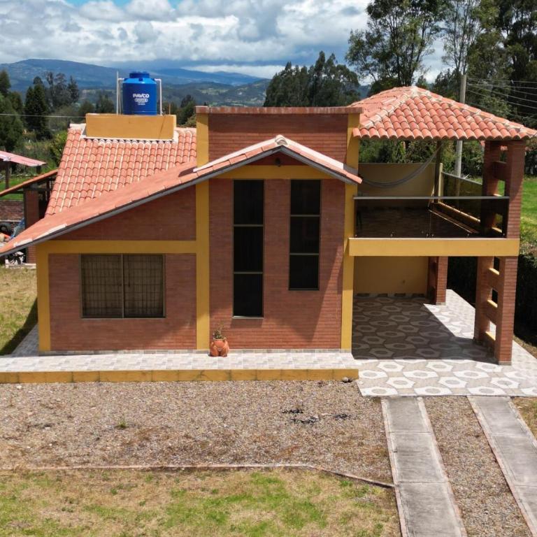 Villa Sanabria entre el campo y rio - Casa de 3 dormitorios - 4