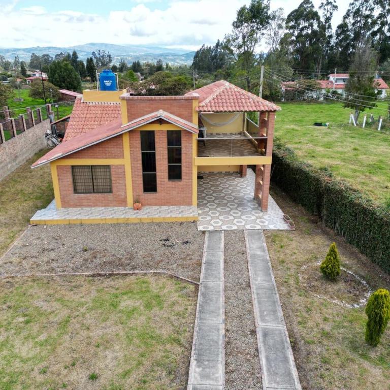 Villa Sanabria entre el campo y rio - Casa de 3 dormitorios - 30