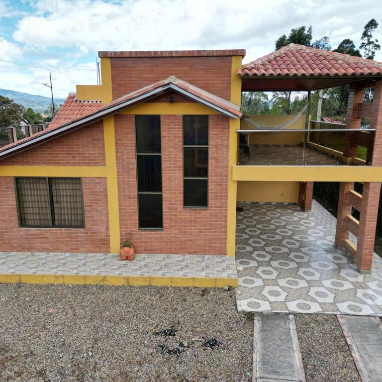 Villa Sanabria entre el campo y rio - Casa de 3 dormitorios - 50