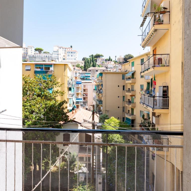 Piccolo Monolocale del Mercato - Monolocale con Balcone - 15